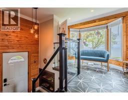 1231 LAKESHORE Road - 4