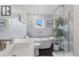 107 ROSE BRIDGE Crescent - 31