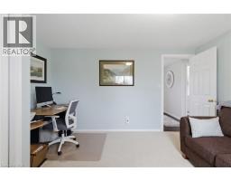 107 ROSE BRIDGE Crescent - 34