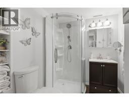 107 ROSE BRIDGE Crescent - 40