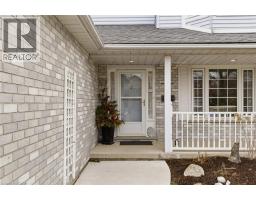 107 ROSE BRIDGE Crescent - 8