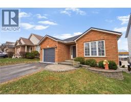 858 STONEGATE Drive - 1