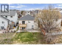 858 STONEGATE Drive - 37