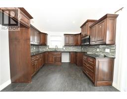 13 FORBES Crescent - 5