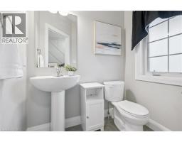 176 SNYDER Avenue N - 19