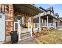 176 SNYDER Avenue N - 4