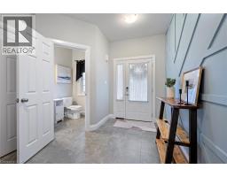 176 SNYDER Avenue N - 7