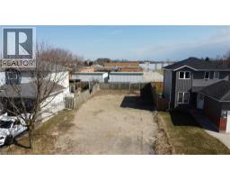 233 KINROSS Street - 7