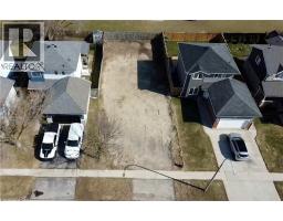 233 KINROSS Street - 8