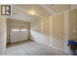 92 CHERYL Avenue - 24