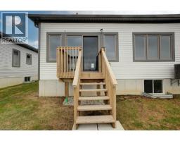 92 CHERYL Avenue - 35