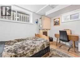 220 MAYFIELD Avenue - 31