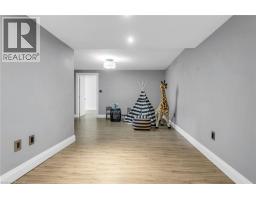 30 WINDERMERE Crescent - 17