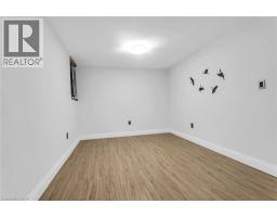 30 WINDERMERE Crescent - 21