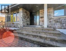 30 WINDERMERE Crescent - 3