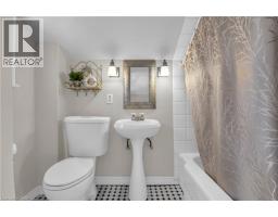 54 BRUCE Street - 31