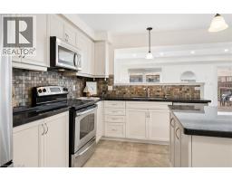 6 SASSAFRAS Street - 10