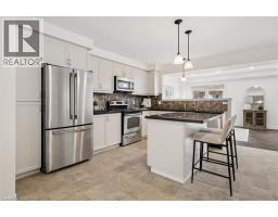 6 SASSAFRAS Street - 13