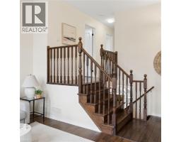 6 SASSAFRAS Street - 27