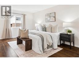 6 SASSAFRAS Street - 30