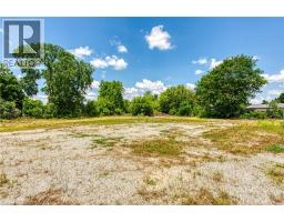 4 TALBOT Street W - 23