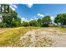 4 TALBOT Street W - 27