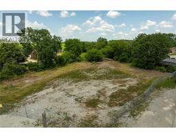 4 TALBOT Street W - 7