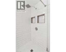 137 DONALD Street - 33