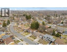 137 DONALD Street - 43