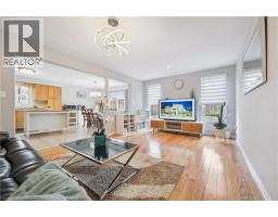 202 SLEAFORD Street - 11