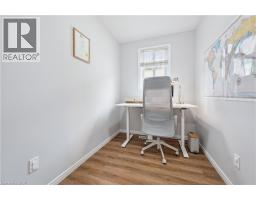 202 SLEAFORD Street - 22