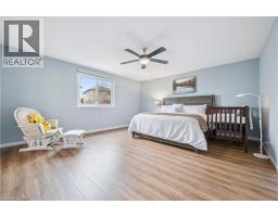 202 SLEAFORD Street - 30