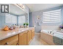 202 SLEAFORD Street - 32