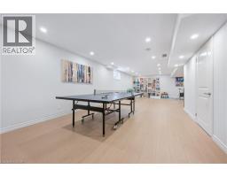 202 SLEAFORD Street - 34