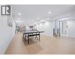 202 SLEAFORD Street - 35