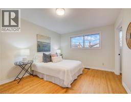 66 TUPPER Crescent - 11