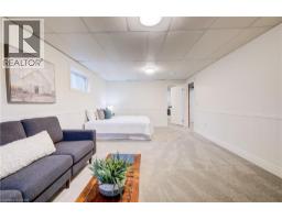 66 TUPPER Crescent - 22