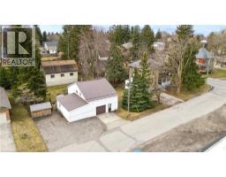 3659 NAFZIGER Road - 2