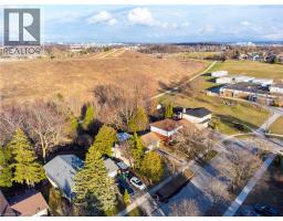 106 SHEA Crescent - 39