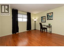 227 HAZELGLEN Drive - 16