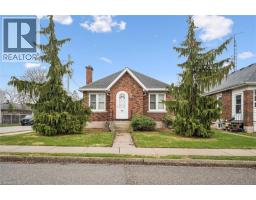 605 WATERLOO Street S - 2