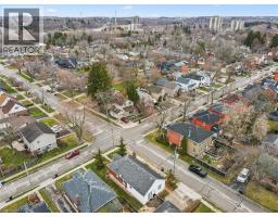 605 WATERLOO Street S - 32