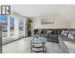 711 HILLVIEW Road - 17