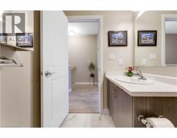 25 ISHERWOOD Avenue UnitNo. 87 - 18