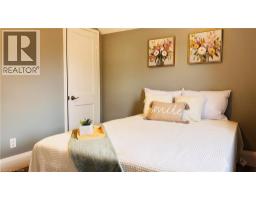 138 GLASGOW Street - 20