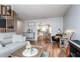 67 PINEMEADOW Crescent - 11