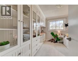 33 CARLYLE Place - 13