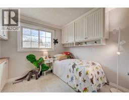 33 CARLYLE Place - 14