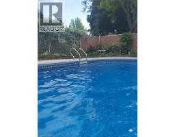 33 CARLYLE Place - 20