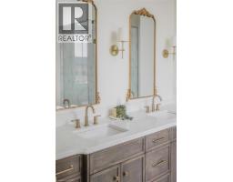 24 DAVID Street - 28